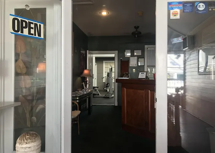 New Orleans House - Gay Male Adult Guesthouse
